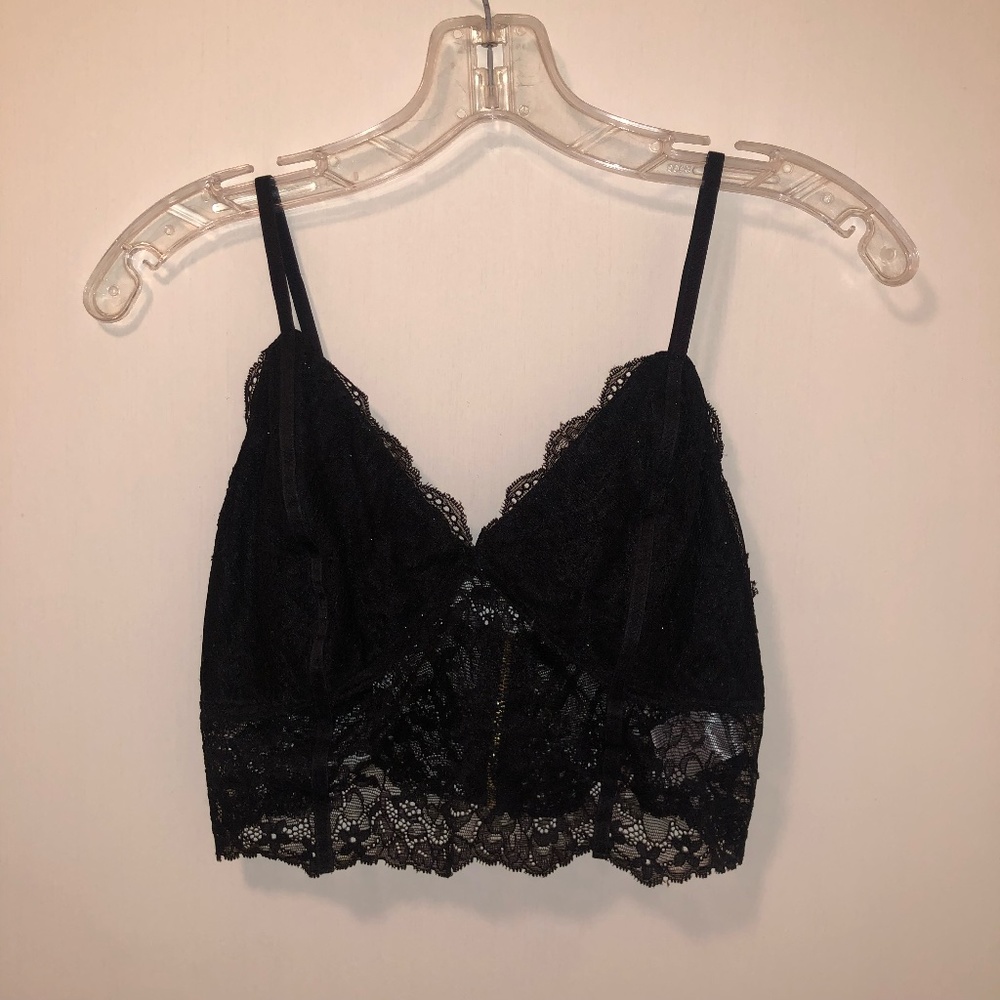 black bralette top